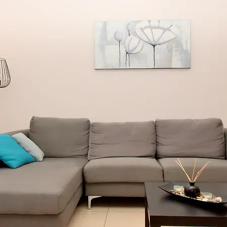 Monika Court 302 * Limisso