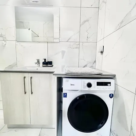 Apartment With Oleg C111 Paralimni